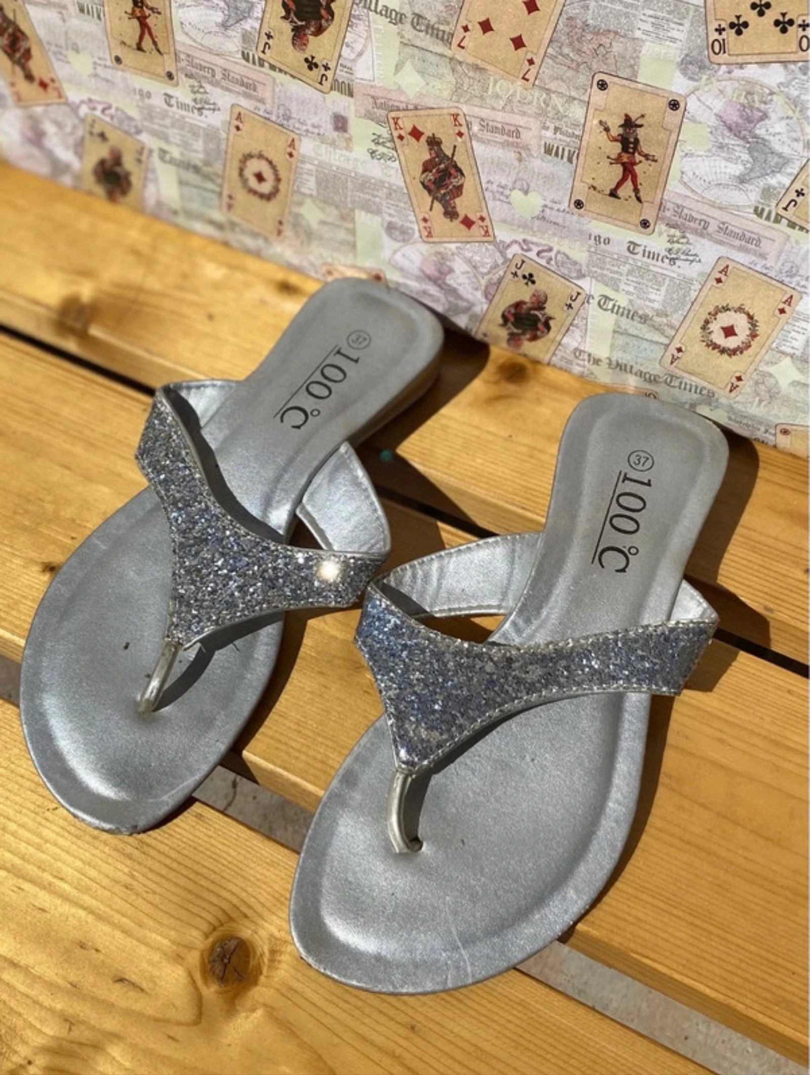 Chanclas plateadas